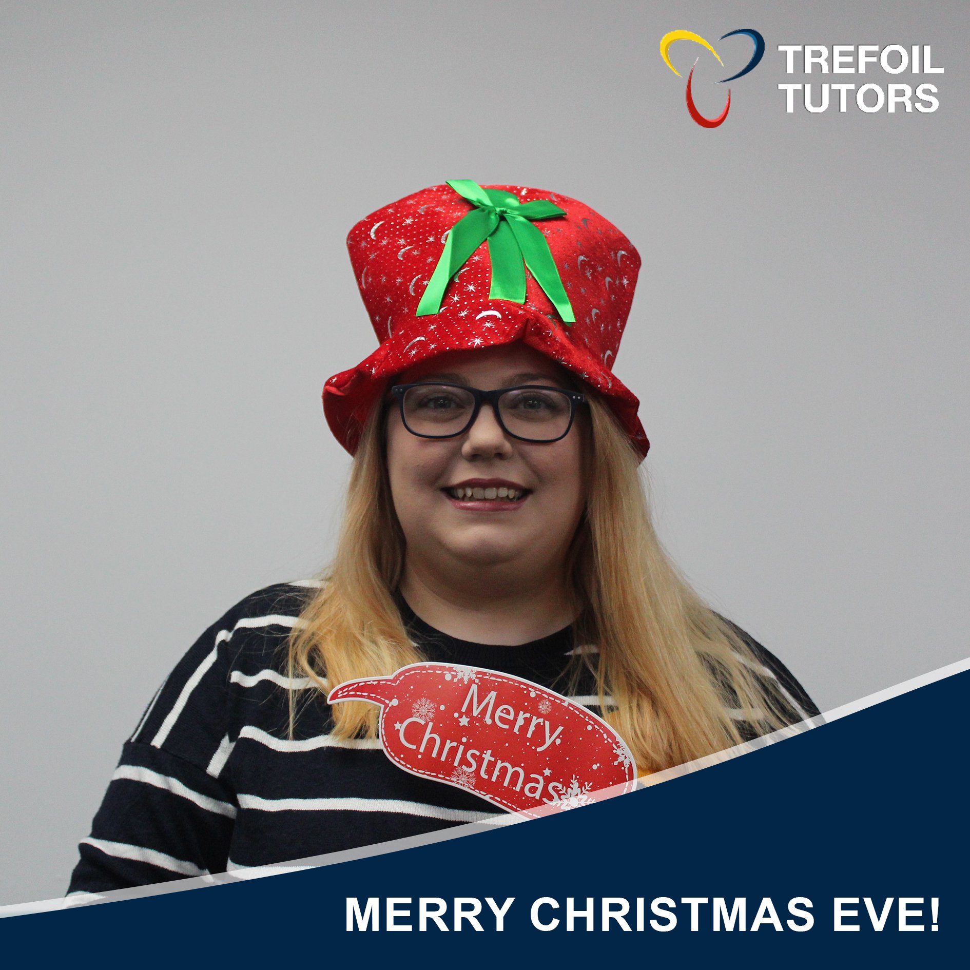 HAPPY CHRISTMAS EVE!